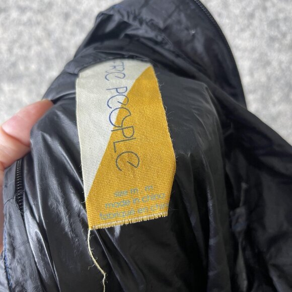 Free People Jacket Womens Medium Black Hooded Quilted Windbreaker Drawstring Zip - Picture 6 of 7